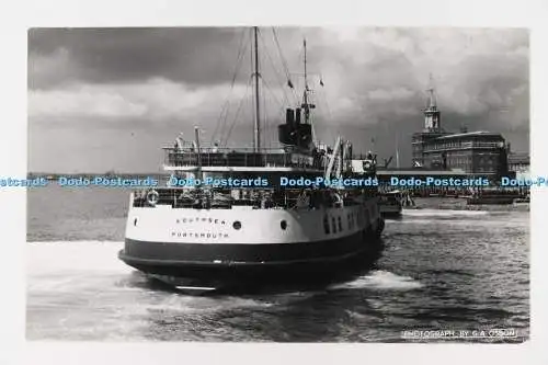 C028774 Schiff Southsea Portsmouth. G. A. Osbon. 1967. Altes Foto