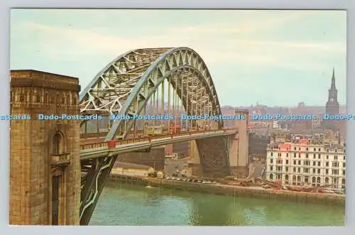 R780810 Newcastle Upon Tyne. Tyne Bridge. Postkarte