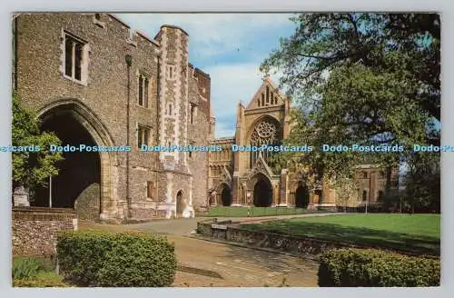 R780851 St. Albans. The Abbey Gateway und West Front