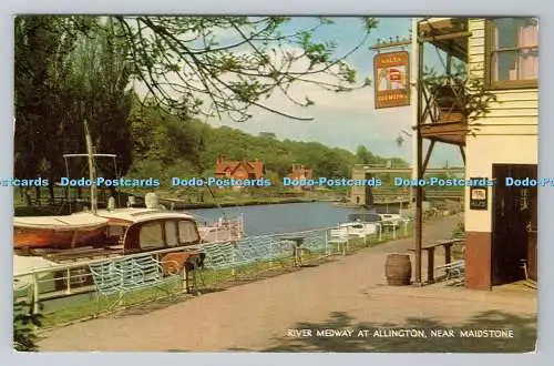 R781087 River Medway bei Allington in der Nähe von Maidstone. J. Salmon. Sevenoaks. PM. Dienstmädchen