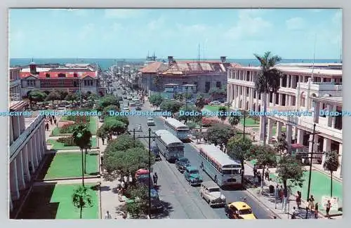 R781400 Kingston. Jamaika. Die W.I. King Street mit Blick in Richtung Hafen. Neu