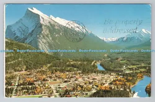 R781417 Kanadische Rocky Mountains. Banff und Mount Rundle. Double L. Color Productions. F