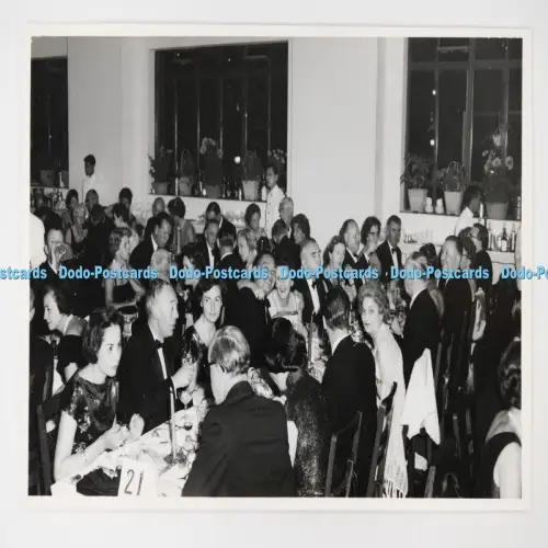 C027435 Hong Kong Ball People Enjoy Evening Mainland Studio 44 Carnarvon Road Ko