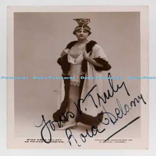 C029516 Miss Nora Delany signiert als Prince Charming Medringtons