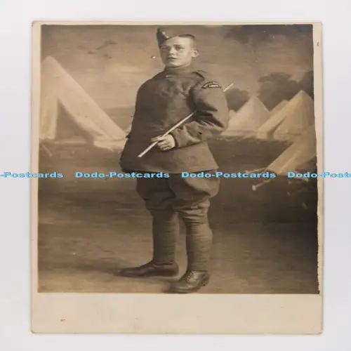 C029769 Junger Mann in Uniform Royal Flying Corps Army and Navy Studio