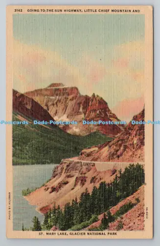 R792558 Auf dem Sun Highway Little Chief Mountain und St Mary Lake Glacier