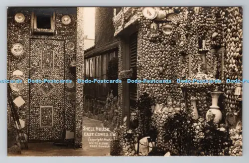 R793319 Shell House East Cowes I W White British Made