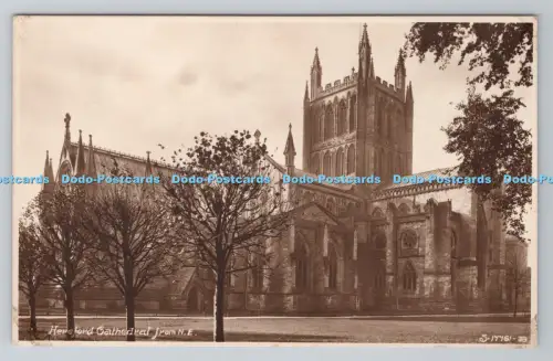 R803895 Hereford Cathedral aus N E W H S Kingsway Echtfotoserie