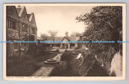 R804109 Broadway Formal Gardens Lygon Arms Russell The Lygon Series