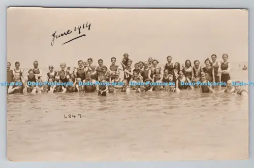 R804483 Gruppe von Menschen im Meer M und S Foto Westonville Palm Bay and Broads