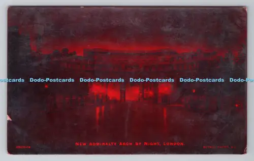 R806481 London. Neuer Admiralitätsbogen bei Nacht. Drehfoto. RP