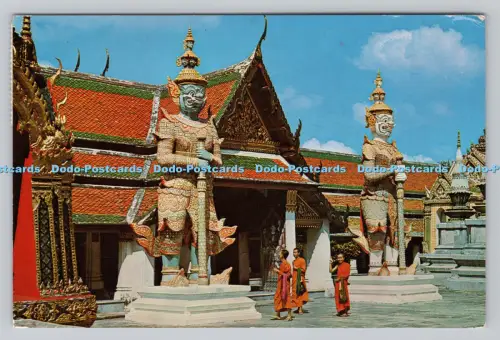 R810269 Bangkok. Thailand. Smaragd Buddha Tempel. Auf dem Gelände des Wat Phra