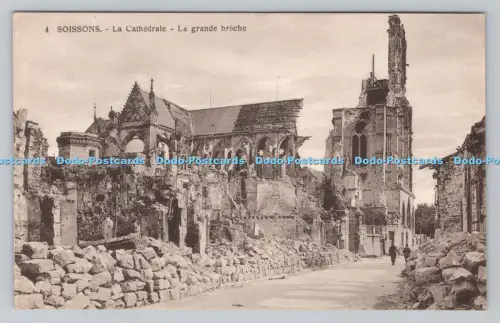 R808230 Soissons. La Cathedrale. La Grande Breche. C. A. P. Martin. Tabac