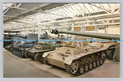 R810296 The Royal Armoured Corps Tank Museum. Deutsche PZ KW III und Luchs Panzer. J