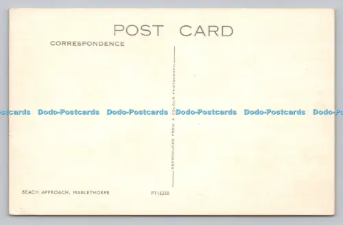 R810416 Mablethorpe. Strandanflug