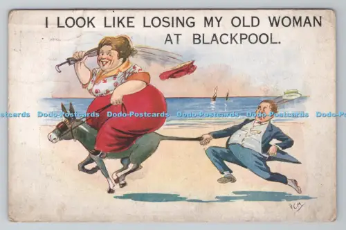 R806641 Ich sehe aus, als würde ich meine alte Frau in Blackpool verlieren. Die Corona. Regal Serie.