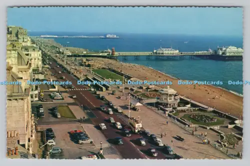 R810432 Brighton. King Road und die zwei Pfeiler. Die fotografische Grußkarte. L