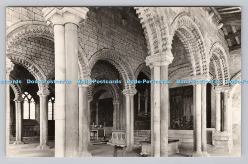 R810439 Durham Cathedral. Galiläische Kapelle mit Grab des ehrwürdigen Bede. stecken.