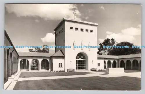 R810461 The Runnymede Memorial. Sir Edward Maufe. Im Inneren des Kreuzgangs mit dem
