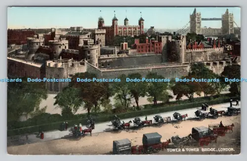 R808402 London. Tower und Tower Bridge. M.B