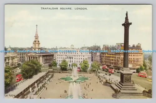 R808405 London. Trafalgar Square. Valentinstag. Valesque