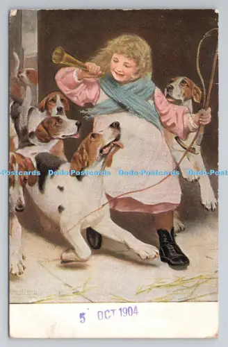 R806692 Mädchen mit Hunden. S. Hildesheimer. London. Manchester. Nr. 5155. 1904