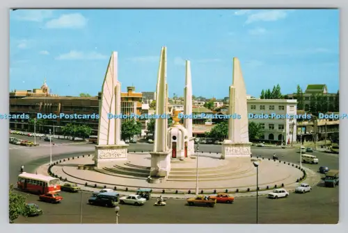 R810494 Thailand. Bangkok. Demokratisches Denkmal zum Gedenken an die Reform von 1932