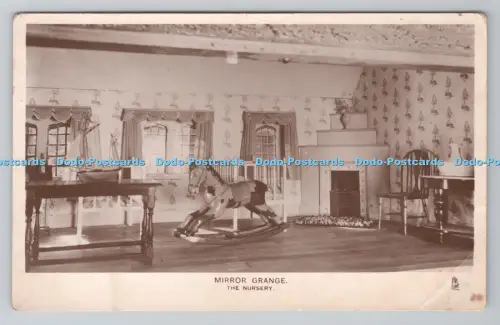 R806731 Spiegelgrau. Das Kinderzimmer. stecken. Tagesspiegel