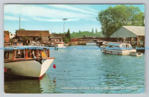 R805154 Norfolk Broads. Wroxham Bridge. River Bure. J. Salmon. Sevenoaks