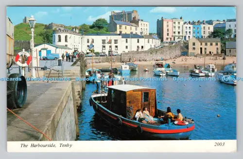 R810529 Tenby. Der Hafen. Torbogen. Knowling Mead. Pembrokeshire. Wales