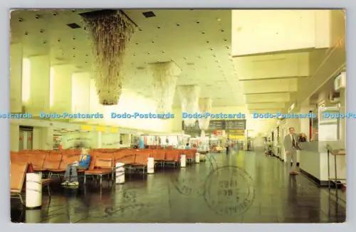 R810556 Flughafen Manchester. Fotopräzision. St. Ives. Huntingdon. Colourmaster