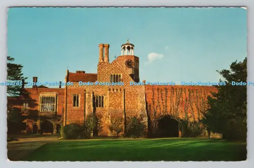 R805241 St. Osyth. Der Uhrturm auf dem Prioratsgelände. Küstenkarten. Holland