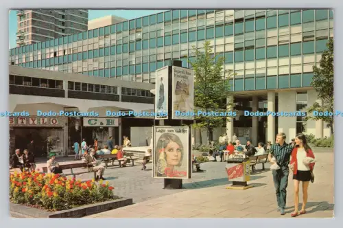 R806825 Brighton. Churchill Square. Fotopräzision. St. Ives. Huntingdon. Farbe