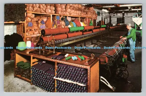 R810622 Brynkir Wollmühle. Golan. Garndolbenmänner. Nordwales. Spinning Mule.