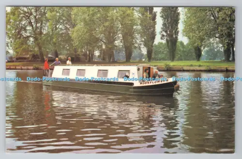 R805362 Moonflower II. Bingly Marine Engineering Co. International Robin Webb Vi