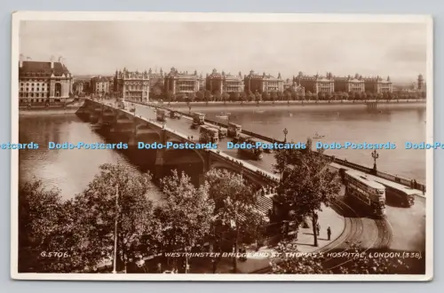 R807008 London. Westminster Bridge und St. Thomas Hospital. Valentinstag. RP