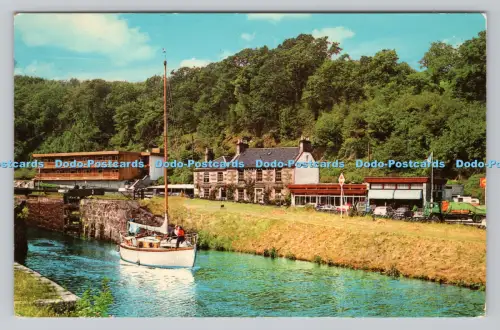 R810803 Cairnbaan Hotel am Crinan-Kanal. Fotopräzision. St. Ives. Jagdd