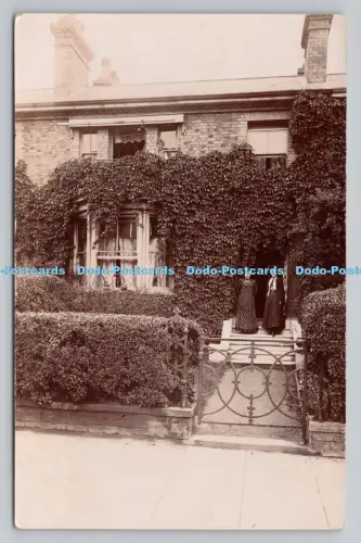 R807065 unbekanntes Haus. Postkarte