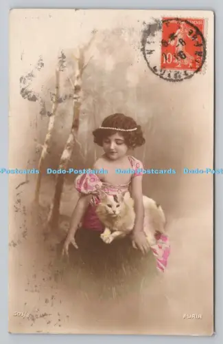 R808809 Mädchen mit Katze im Wald. Furia. Paris. 1916