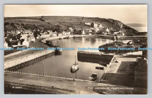 R808836 Portpatrick. Der Hafen. Valentinstag. RP