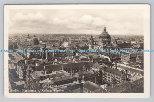 R811032 Berlin. Panorama v. Rathaus Gesehen. RP
