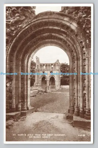 R809008 Dryburgh Abbey. St. Mary Aisle vom Westtor. Valentinstag. Foto B