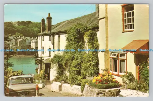 R811155 Bodinnick. The Old Ferry Inn. PM. Looe