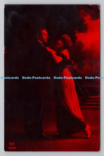 R809124 Mann tanzt mit Frau. E. A. Schwerdtfeger. London. RP