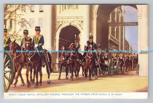 R805836 King Troop Royal Artillery Passing Through the Marble Arch. Soldaten der