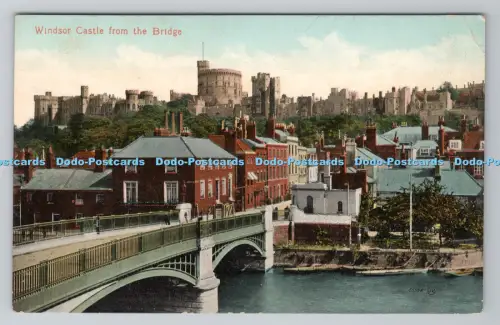 R805844 Windsor Castle von der Brücke. Valentine Serie