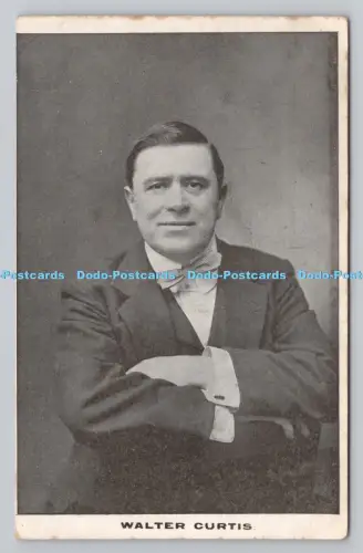 R809152 Walter Curtis. Postkarte