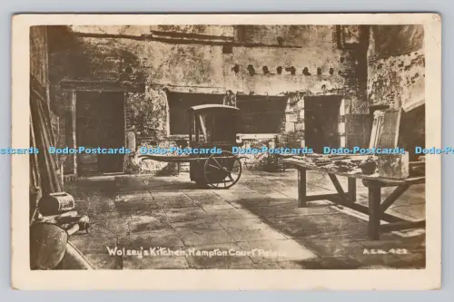 R809237 Hampton Court Palace. Wolsey Kitchen. 1919