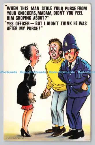 R811310 Als dieser Mann Ihre Handtasche von Ihrem Höschen stahl. Bamforth. Holmfirth.