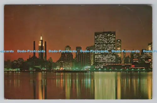 R807650 United Nations and Empire State Building. Nesterkarte und Guide. New York